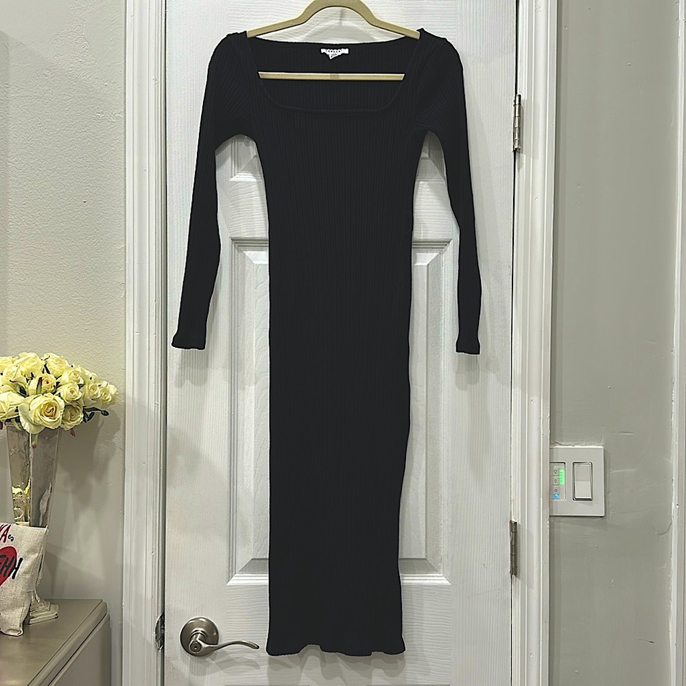 Black fitted dress